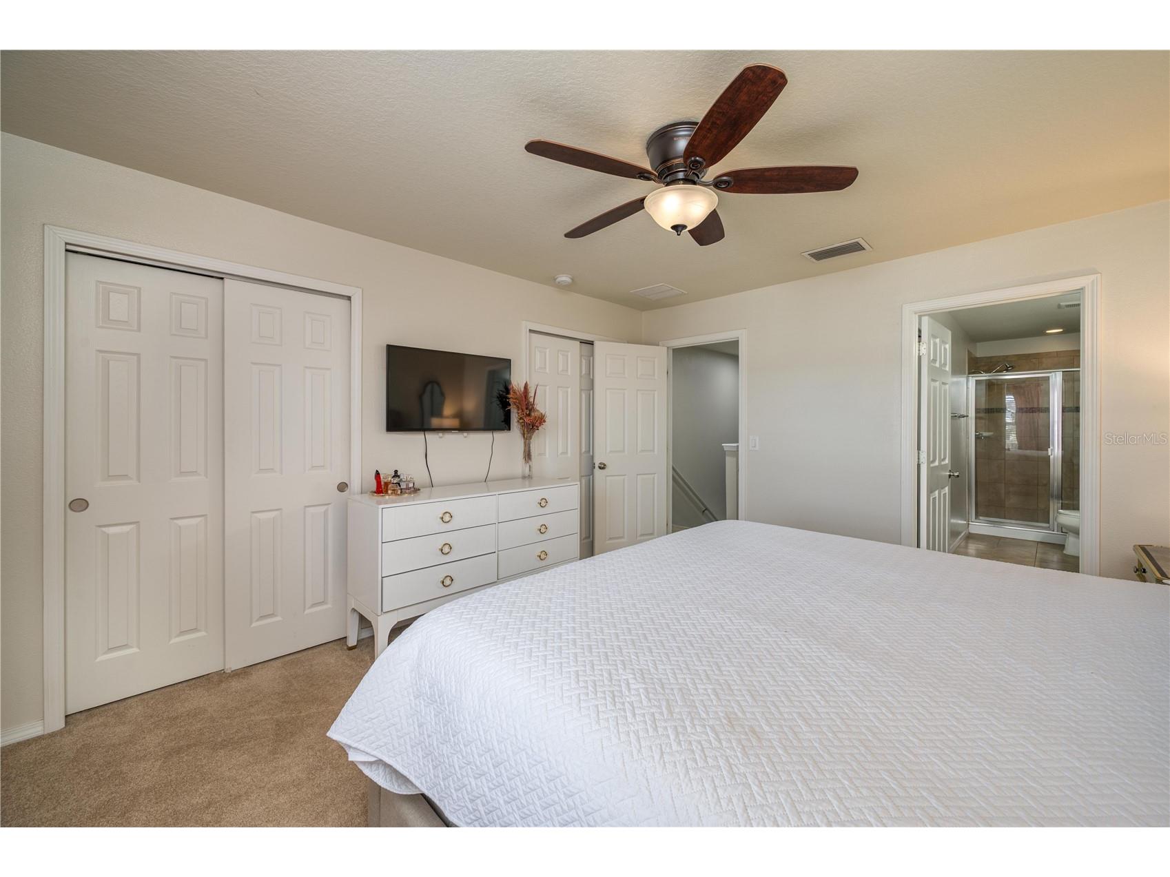 4953 White Sanderling Court Tampa FL 33619 L4959841 image15