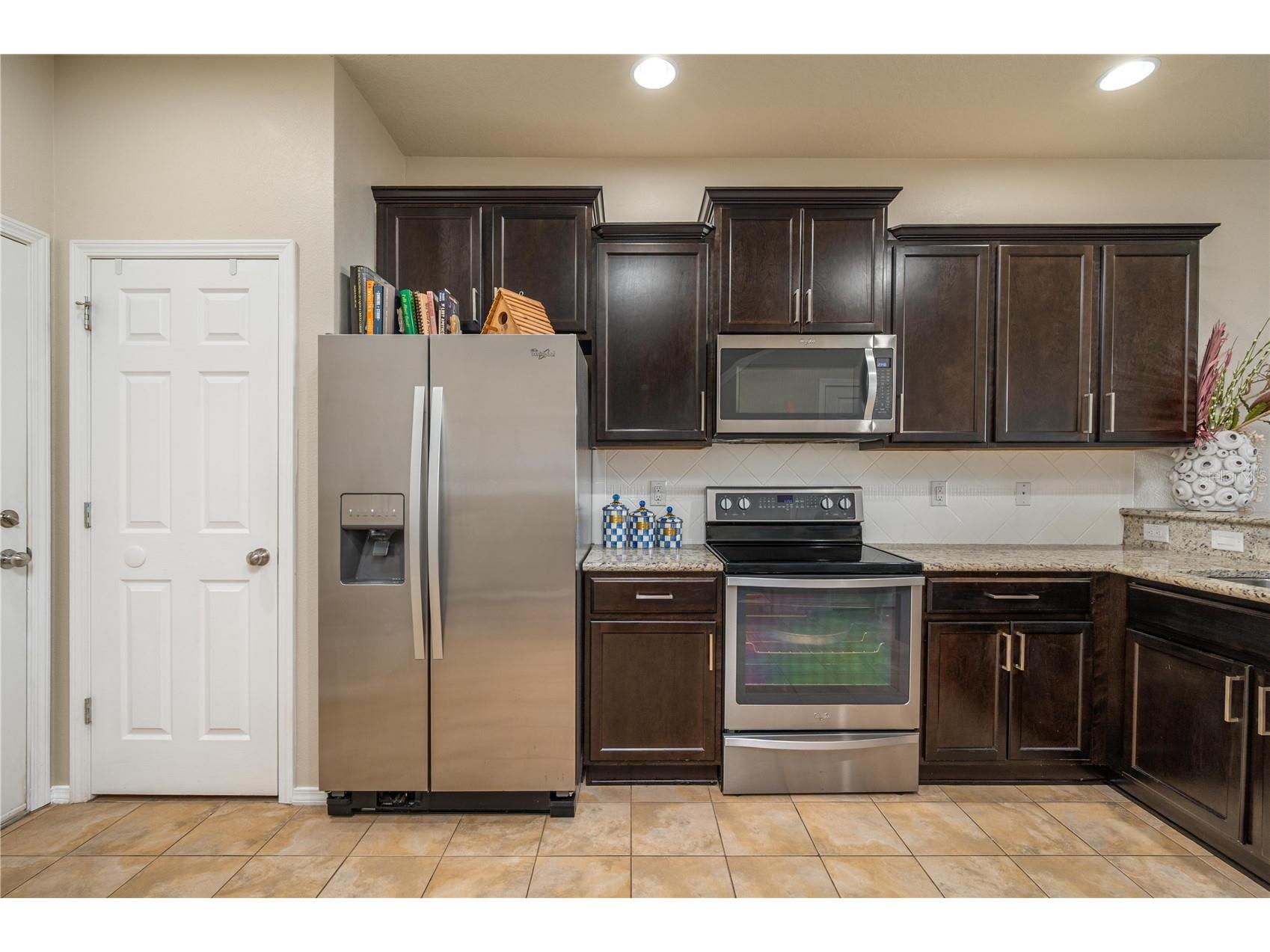 4953 White Sanderling Court Tampa FL 33619 L4959841 image5