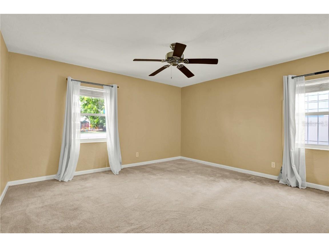 4954 1st Avenue S Saint Petersburg FL 33707 TB8411455 image20