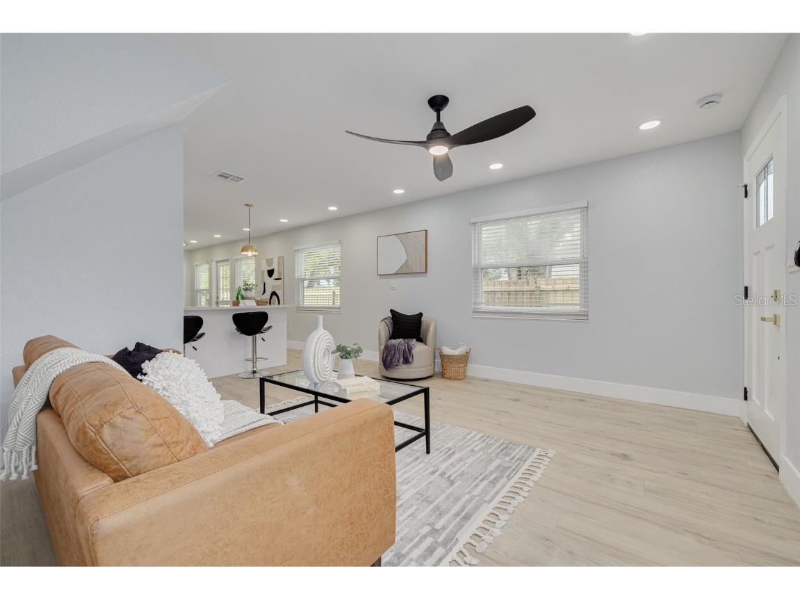 4954 2nd Avenue N Saint Petersburg FL 33710 TB8442314 image14