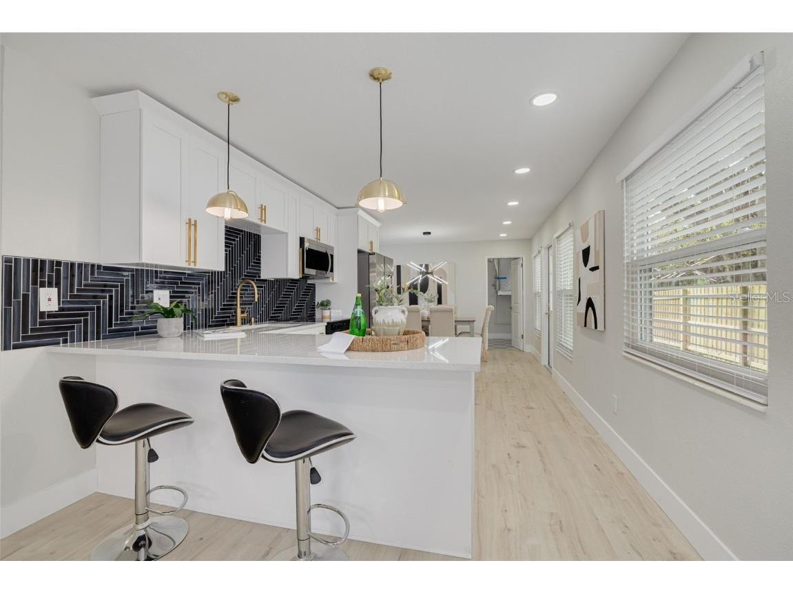 4954 2nd Avenue N Saint Petersburg FL 33710 TB8442314 image16