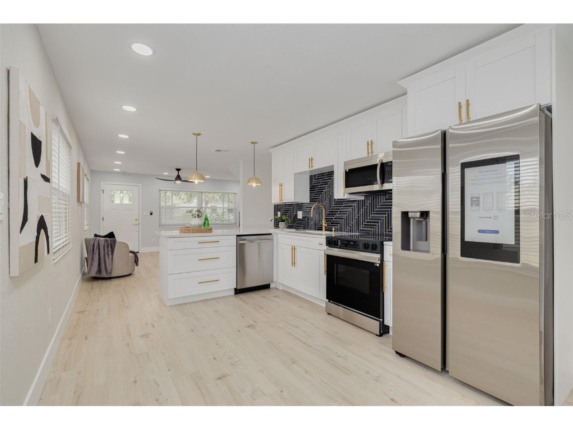 4954 2nd Avenue N Saint Petersburg FL 33710 TB8442314 image17