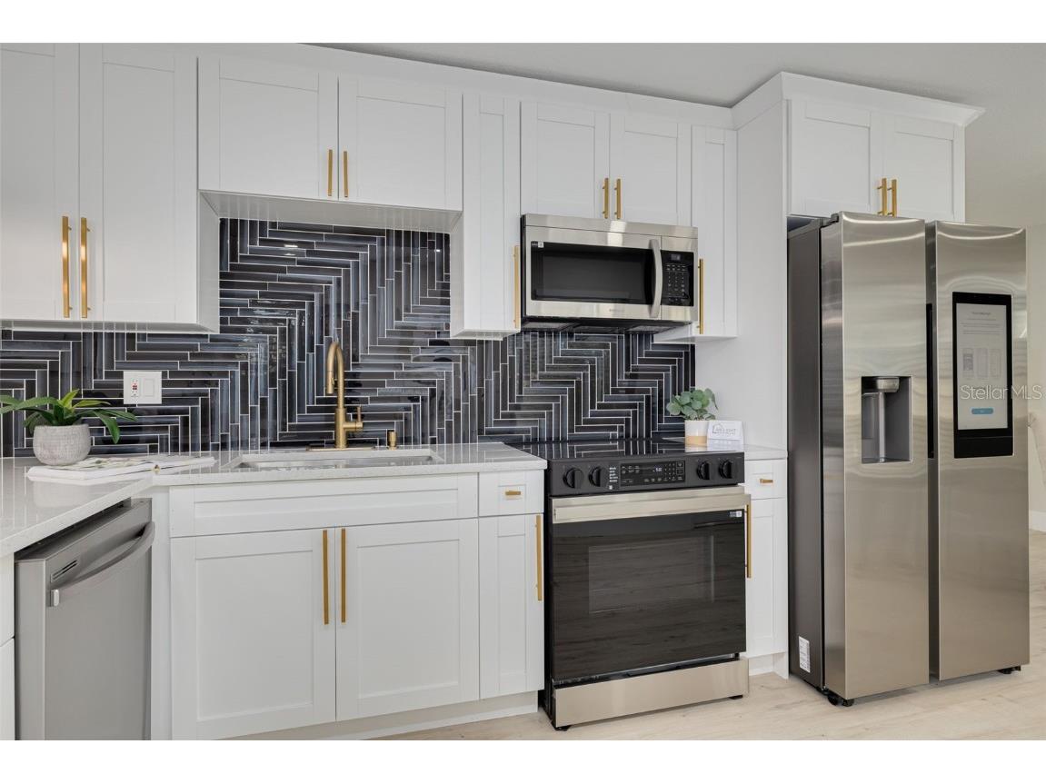 4954 2nd Avenue N Saint Petersburg FL 33710 TB8442314 image18