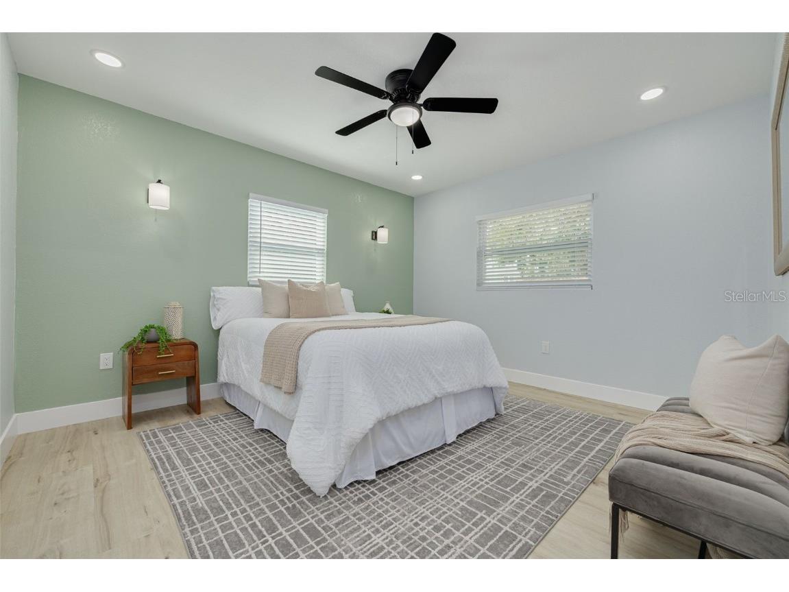 4954 2nd Avenue N Saint Petersburg FL 33710 TB8442314 image23