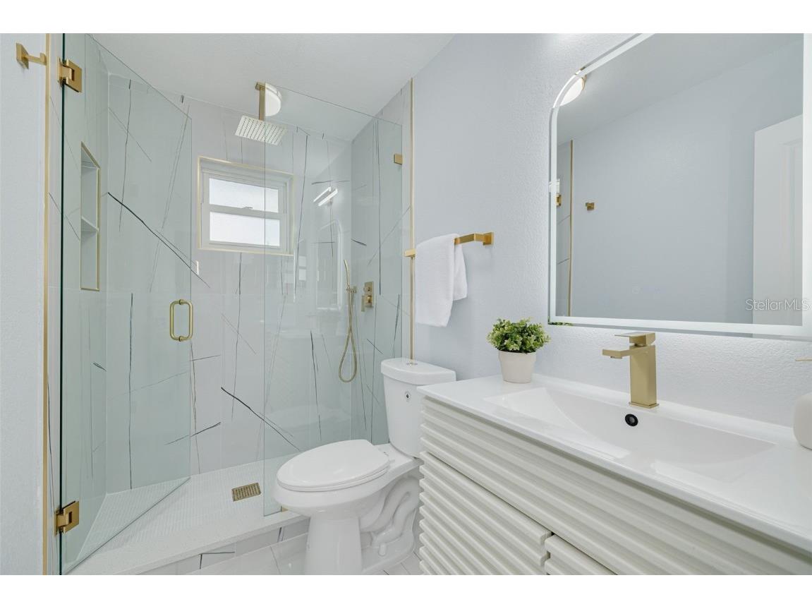 4954 2nd Avenue N Saint Petersburg FL 33710 TB8442314 image37