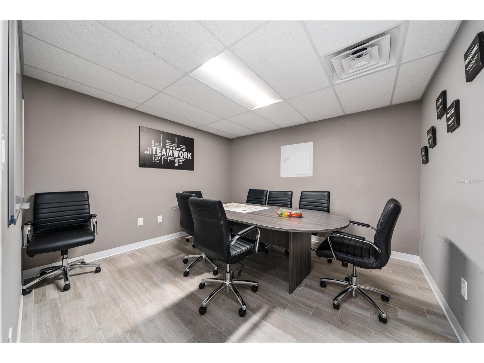 4954 S Orange Avenue Orlando FL 32806 S5138162 image9