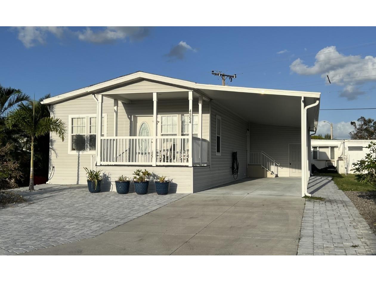 4954 Sea Island Avenue Sarasota FL 34234 A4628929 image1