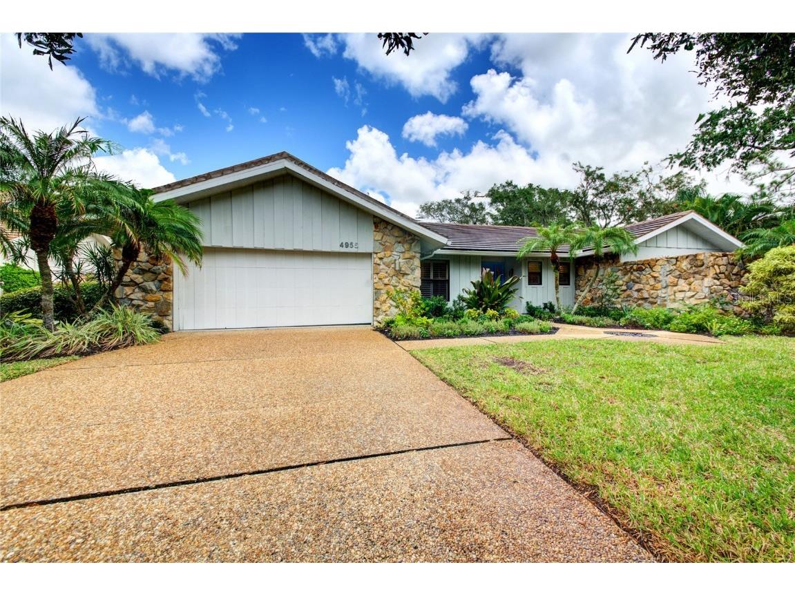 4955 Landings Court Sarasota FL 34231 G5075609 image1