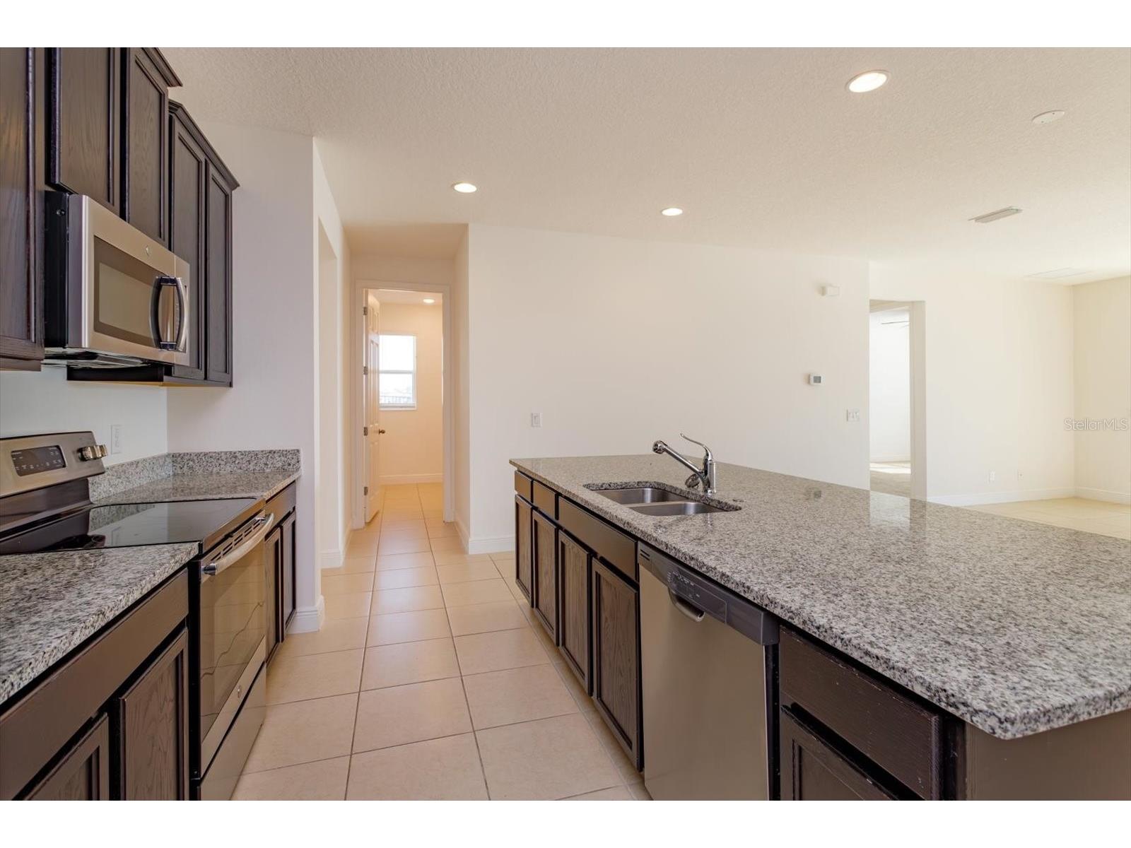 4956 Blanche Court Saint Cloud FL 34772 - OSCEOLA CHAIN OF LAKES O6345627 image9