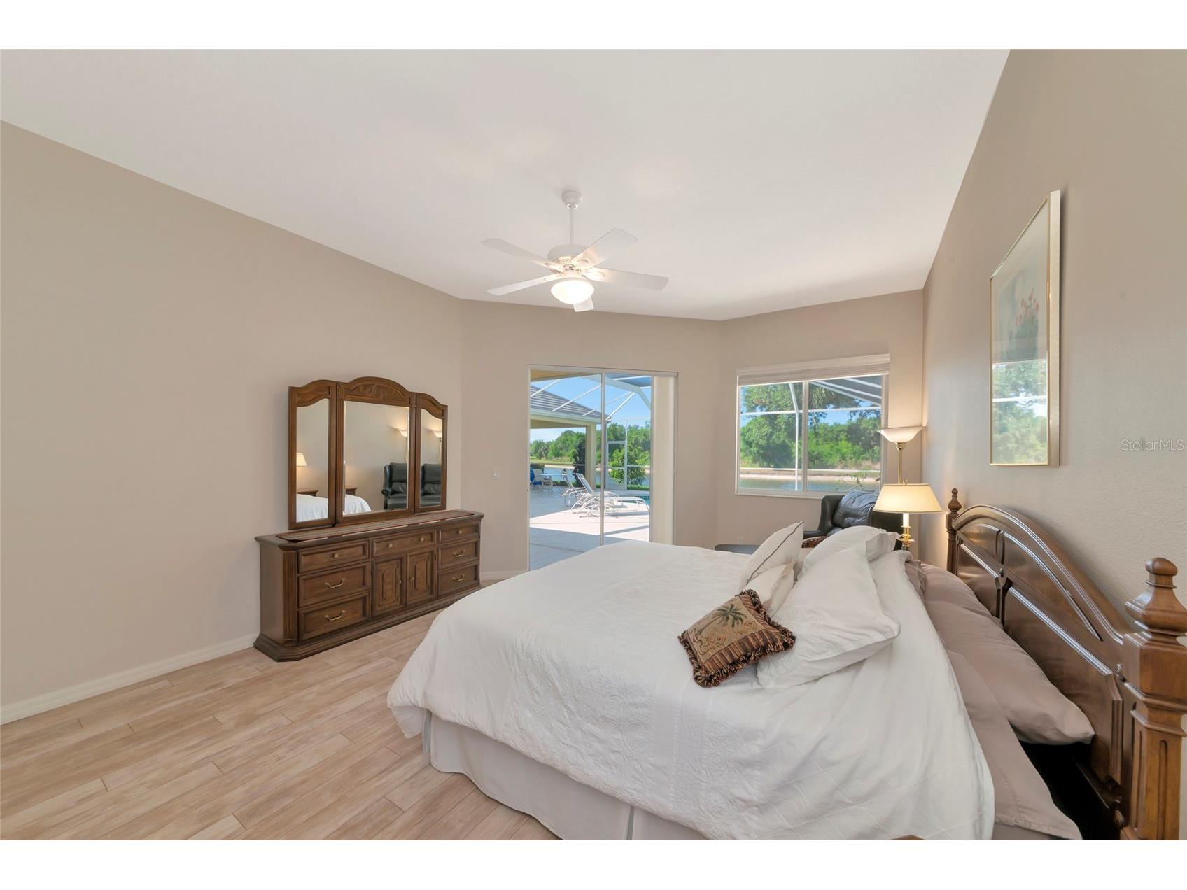 4956 Bridgehampton Boulevard Sarasota FL 34238 A4690574 image14