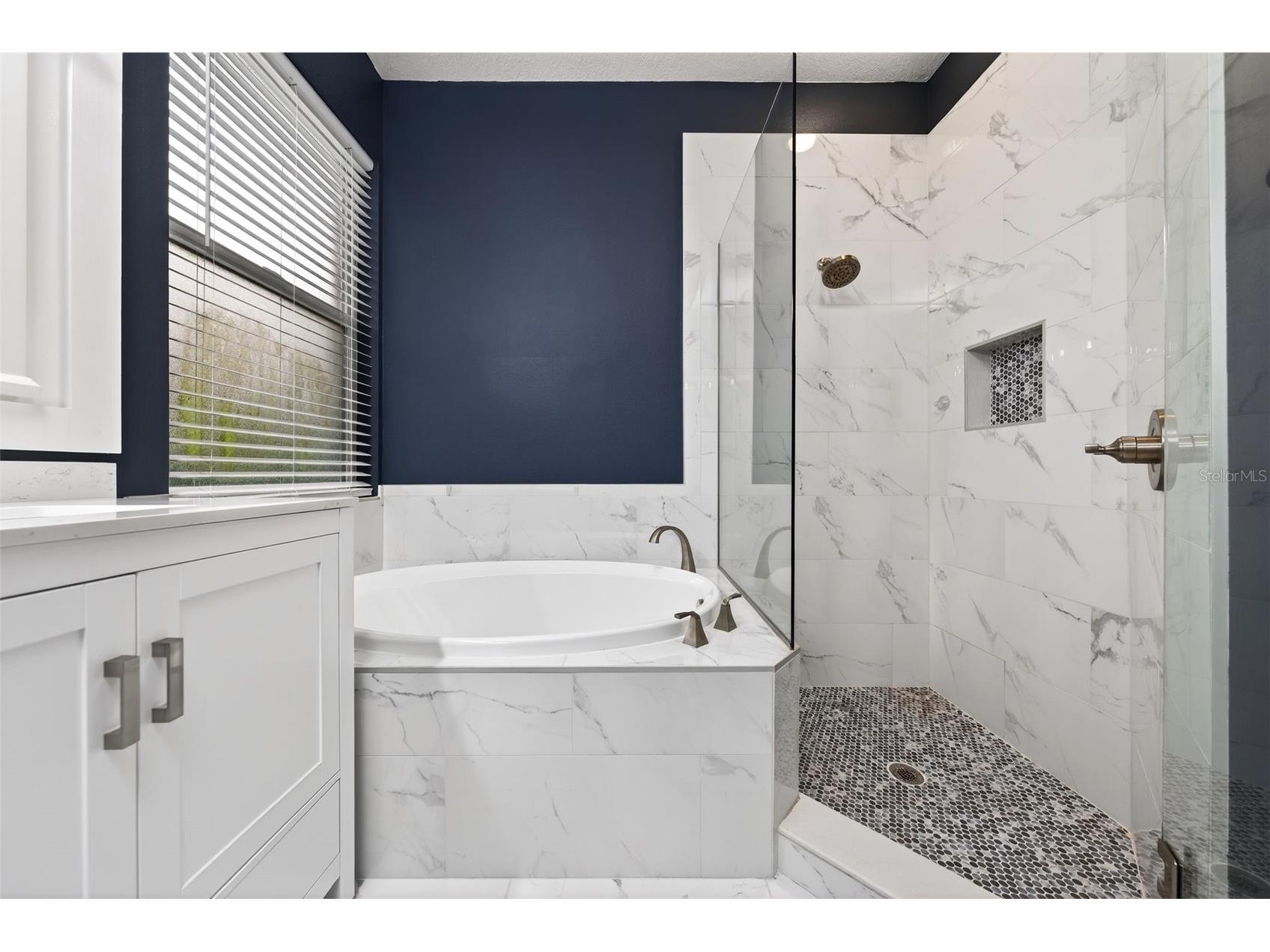 4956 Creekside Trail Sarasota FL 34243 A4688966 image39