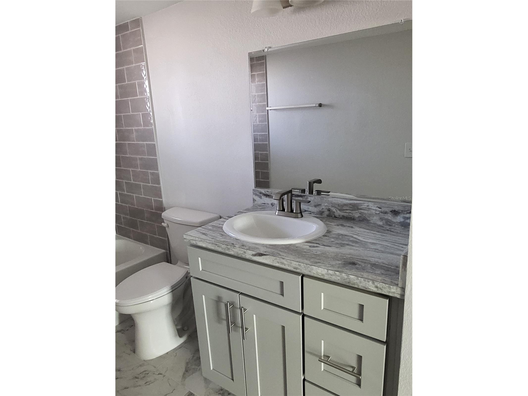 4956 Harbor Villa Lane #103 New Port Richey FL 34652 W7883943 image9
