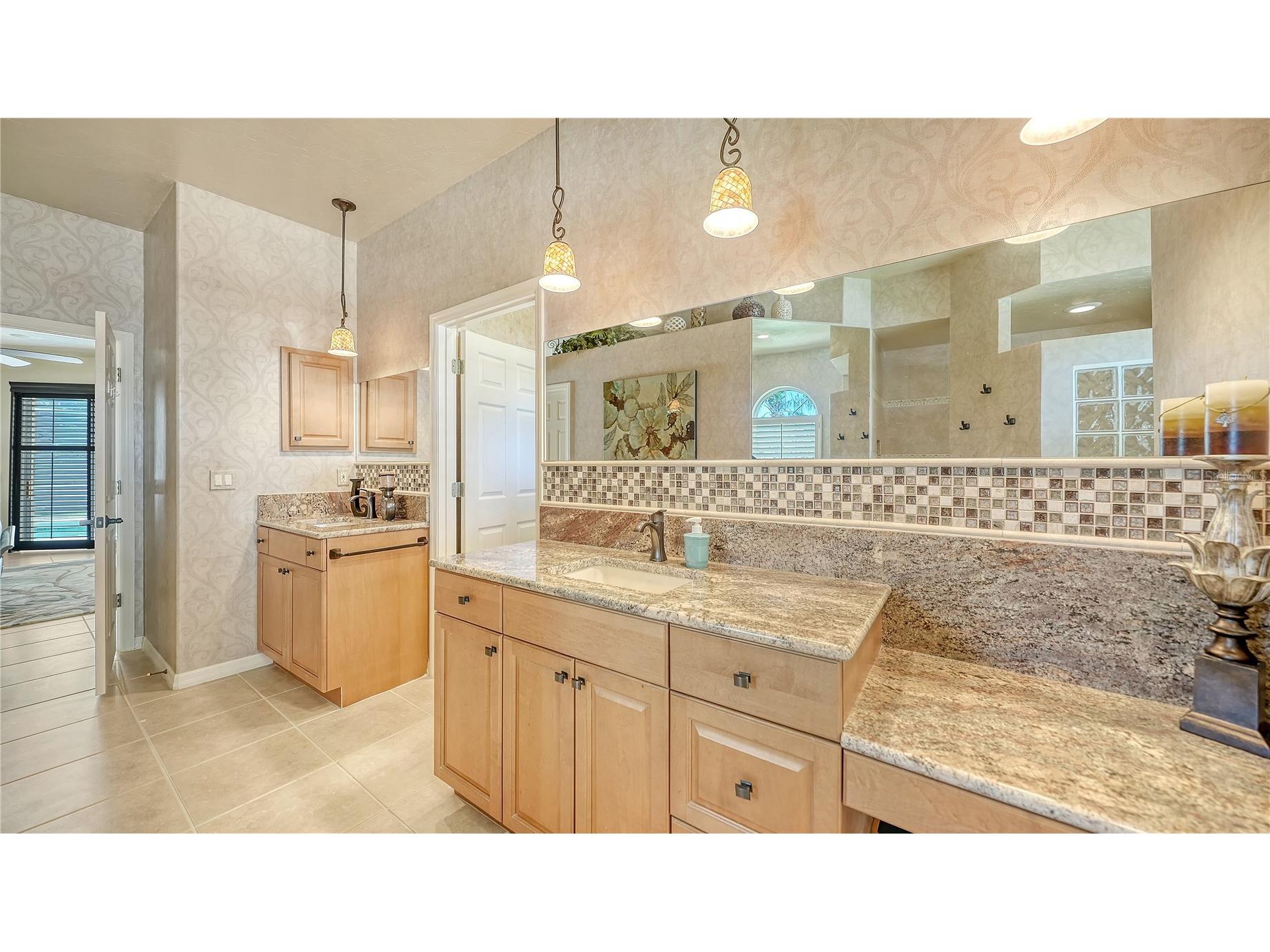 4956 Sabal Lake Circle Sarasota FL 34238 A4693032 image15