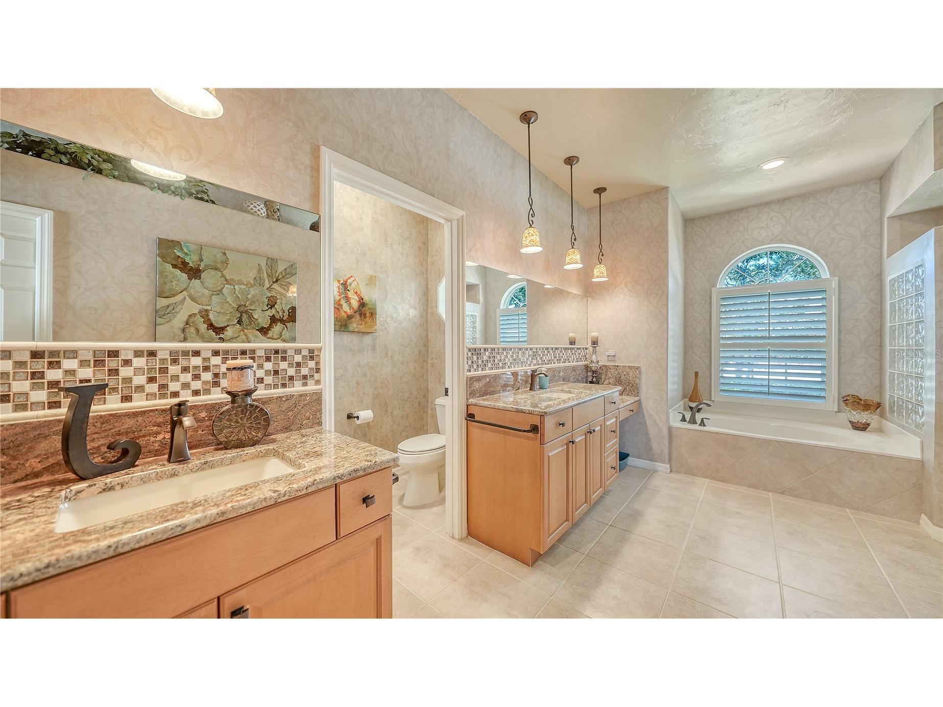 4956 Sabal Lake Circle Sarasota FL 34238 A4693032 image24