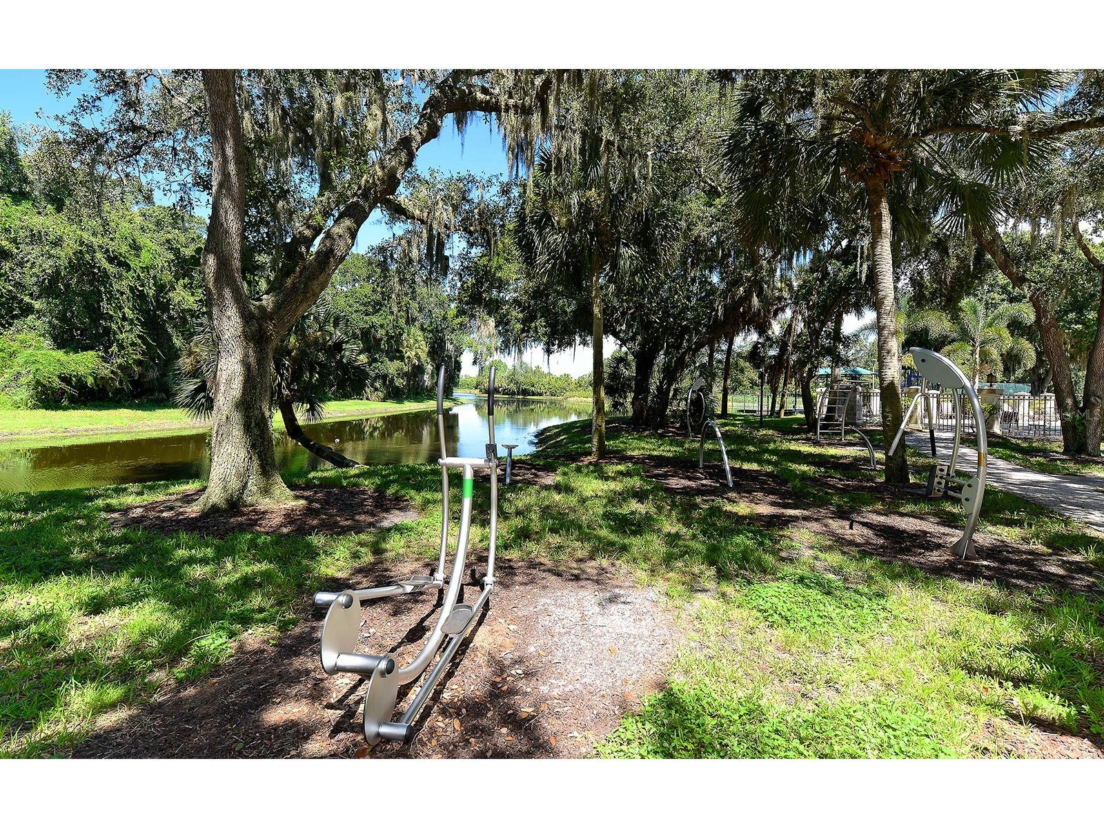 4956 Sabal Lake Circle Sarasota FL 34238 A4693032 image39