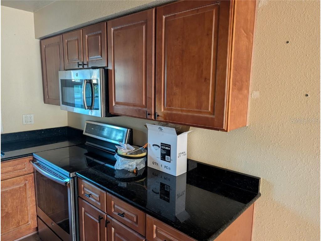 4957 Cobia Drive SE Saint Petersburg FL 33705 TB8454104 image14