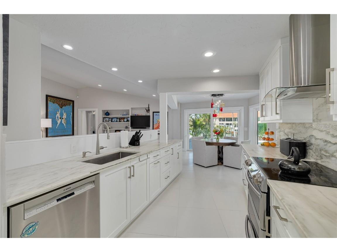 4959 58th Avenue S Saint Petersburg FL 33715 TB8439046 image28