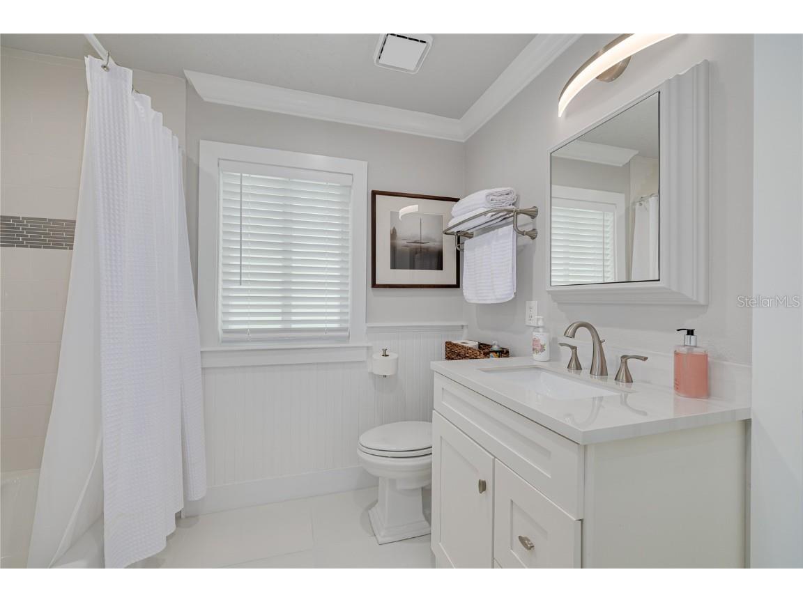 4959 58th Avenue S Saint Petersburg FL 33715 TB8439046 image46