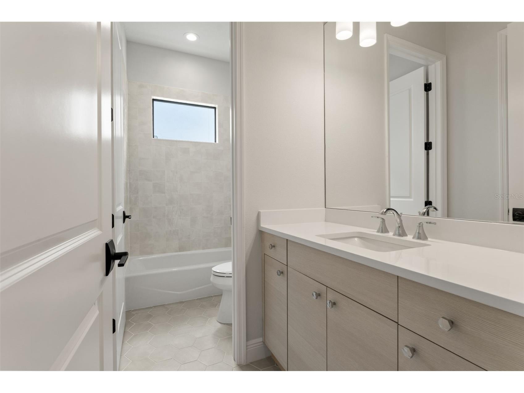 496 Bocelli Drive North Venice FL 34275 TB8482319 image12