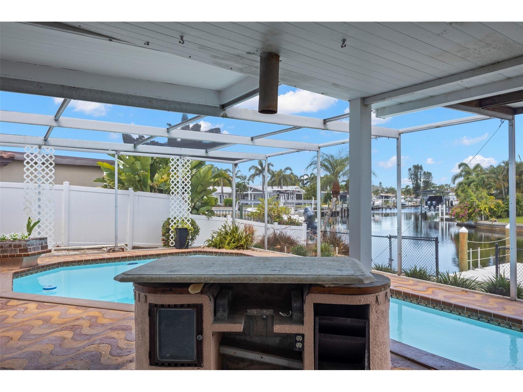 4960 Dover Street NE Saint Petersburg FL 33703 TB8522392 image13