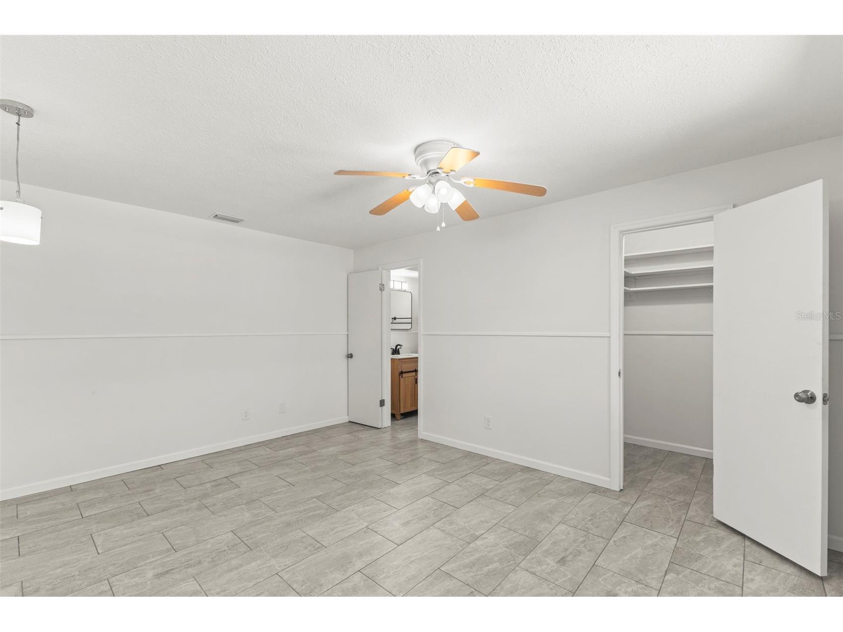 4960 Dover Street NE Saint Petersburg FL 33703 TB8522392 image18