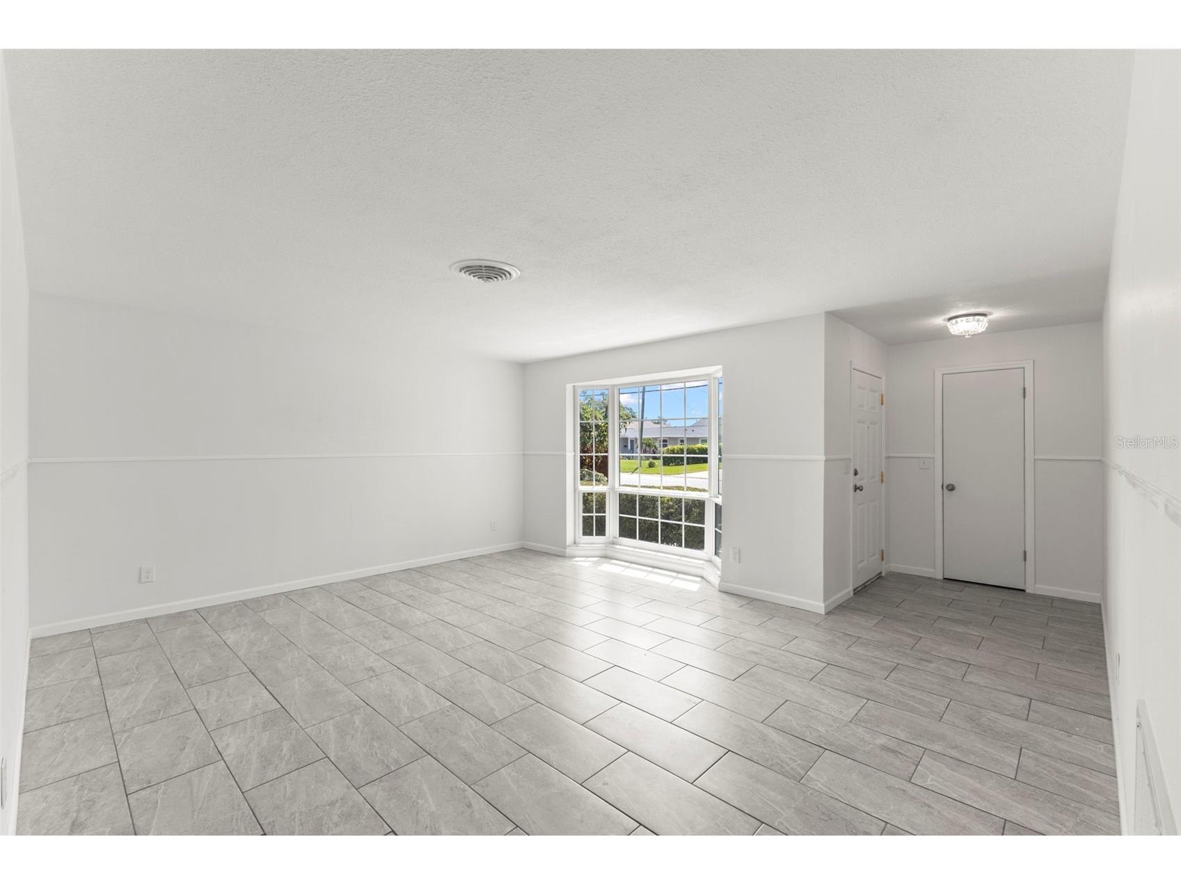 4960 Dover Street NE Saint Petersburg FL 33703 TB8522392 image4