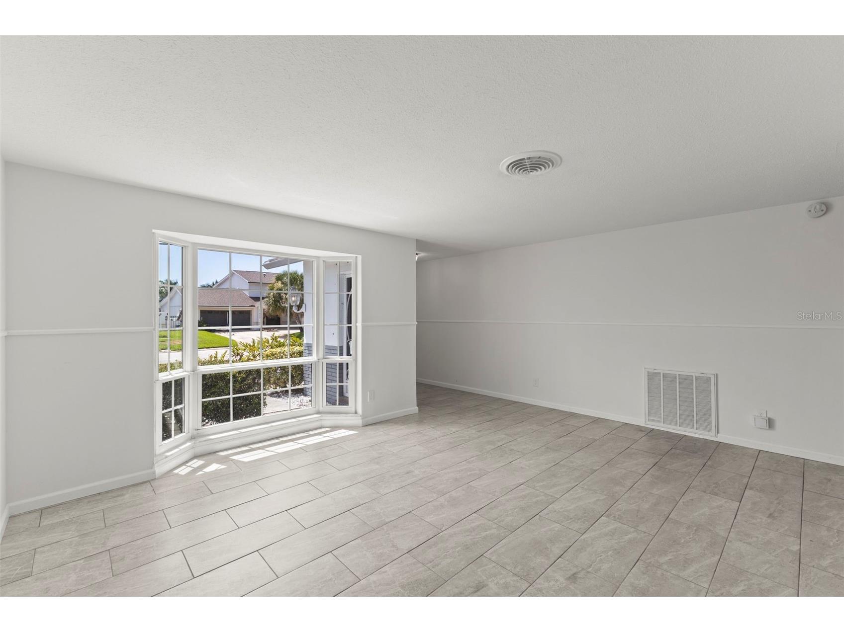 4960 Dover Street NE Saint Petersburg FL 33703 TB8522392 image5