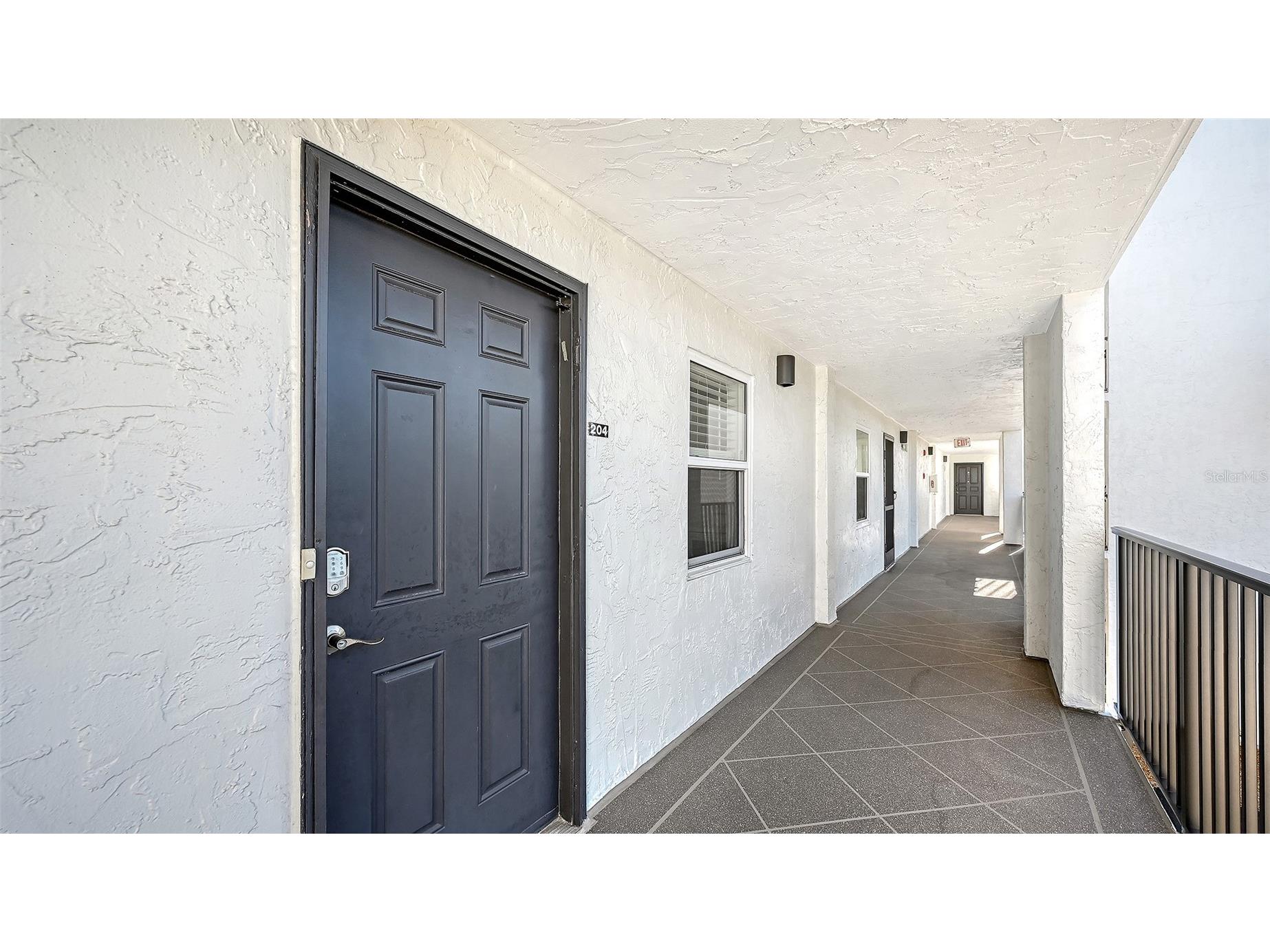 4960 Gulf Of Mexico Drive #204 Longboat Key FL 34228 A4677420 image5