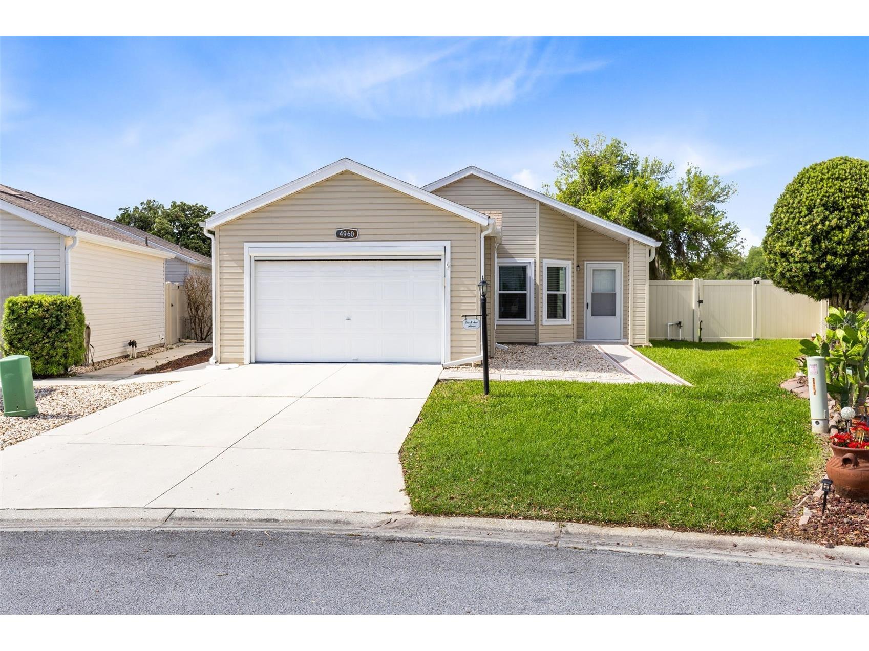 4960 Heron Run Circle Leesburg FL 34748 O6396736 image2