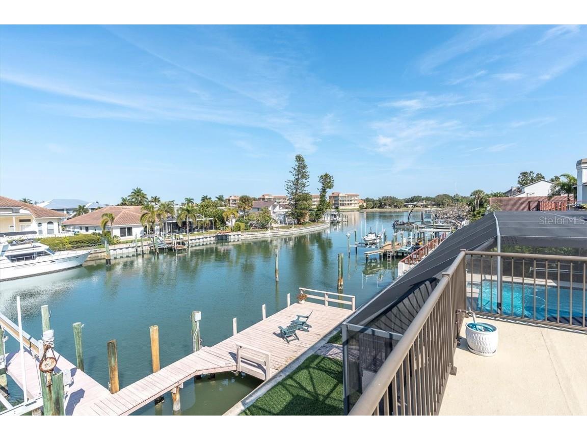 4961 61st Avenue S Saint Petersburg FL 33715 TB8451116 image1