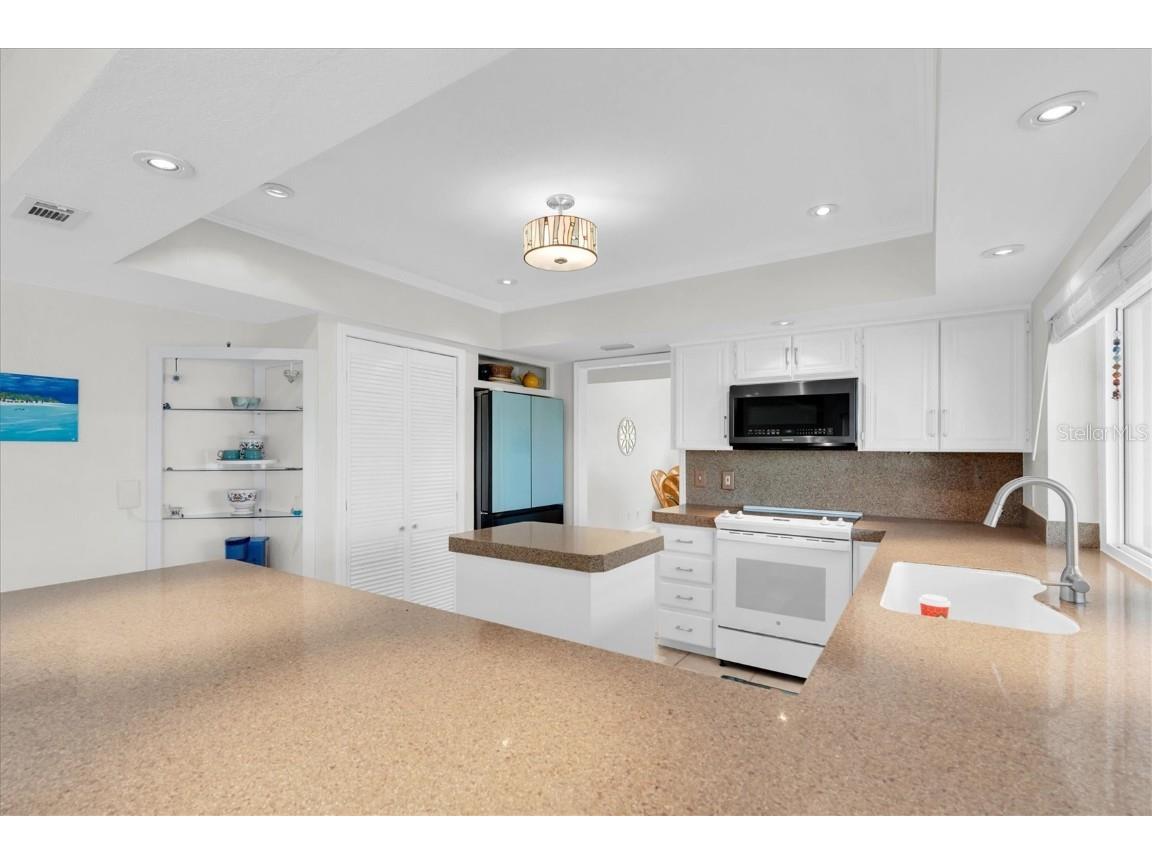 4961 61st Avenue S Saint Petersburg FL 33715 TB8451116 image17