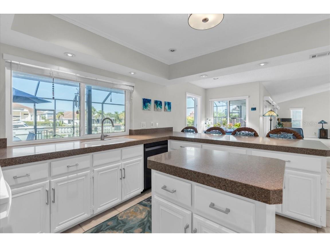 4961 61st Avenue S Saint Petersburg FL 33715 TB8451116 image4