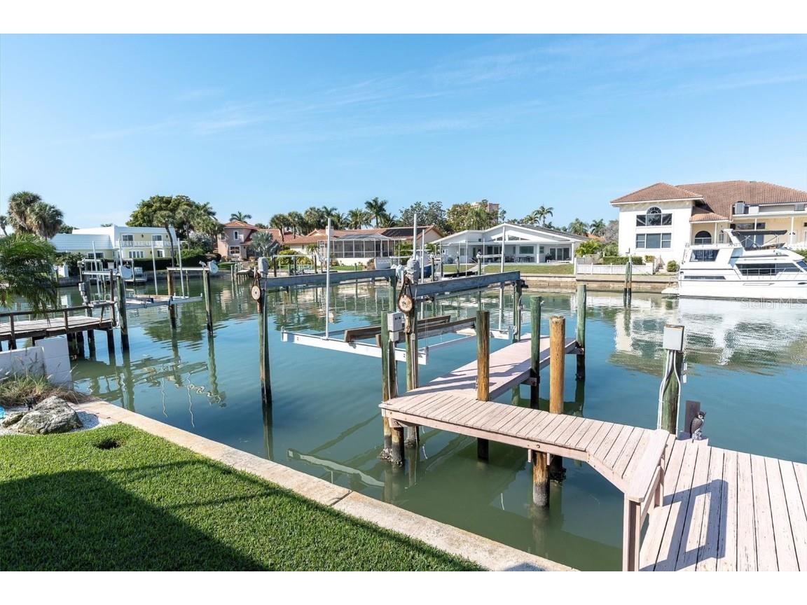 4961 61st Avenue S Saint Petersburg FL 33715 TB8451116 image51