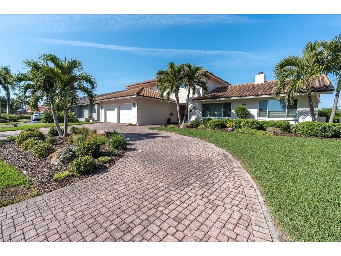 4961 61st Avenue S Saint Petersburg FL 33715 TB8451116 image55