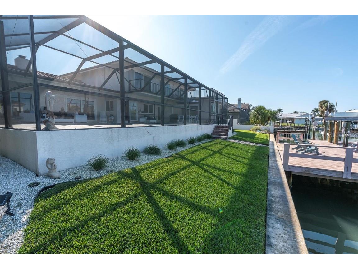 4961 61st Avenue S Saint Petersburg FL 33715 TB8451116 image58