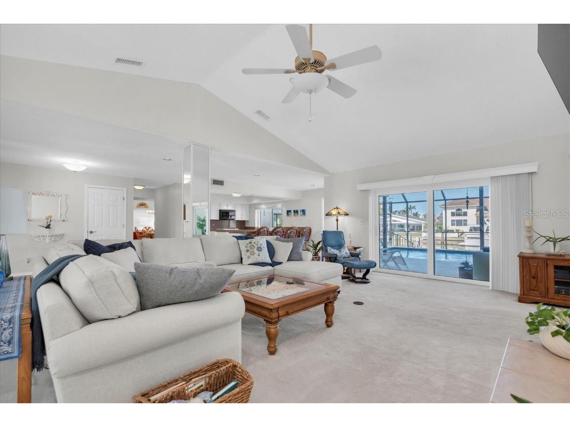 4961 61st Avenue S Saint Petersburg FL 33715 TB8451116 image8