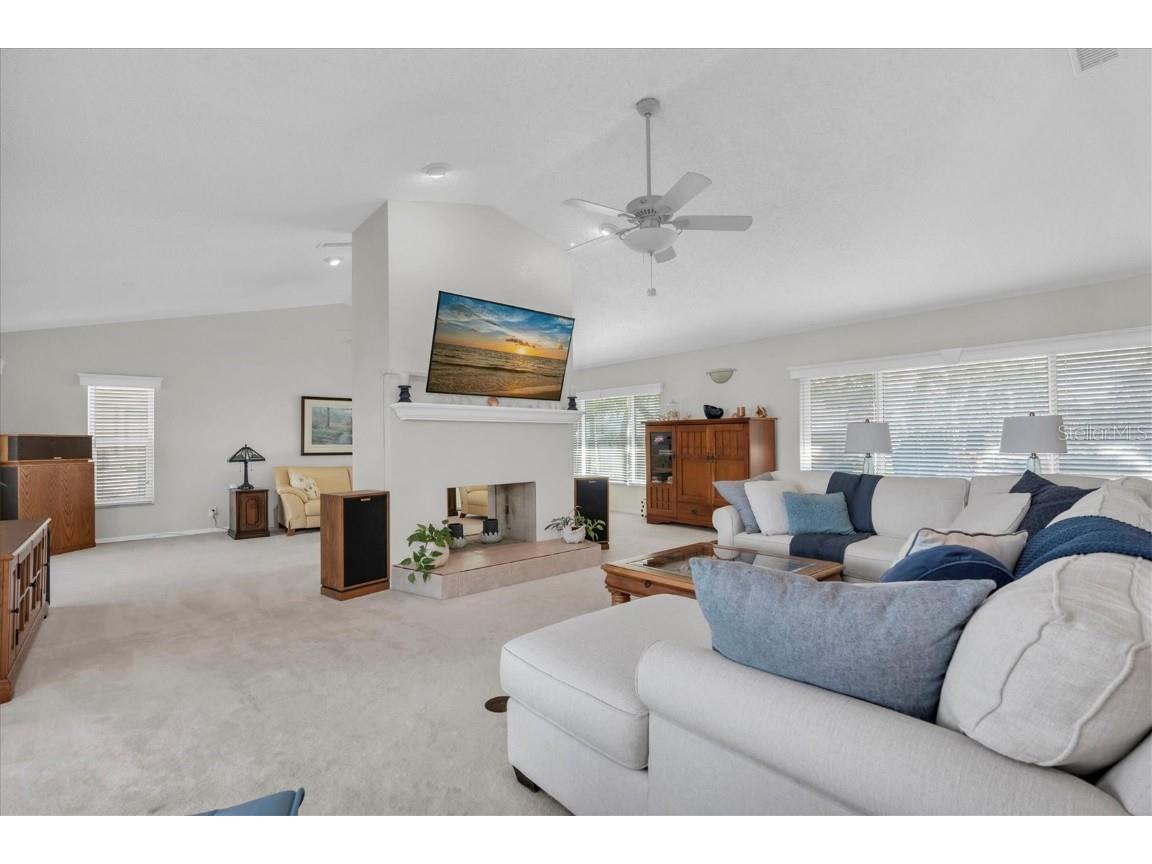 4961 61st Avenue S Saint Petersburg FL 33715 TB8451116 image9