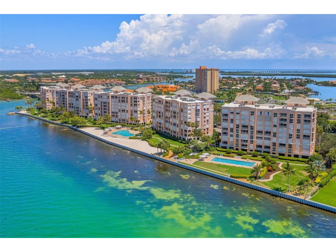 4961 Bacopa Lane S #101 Saint Petersburg FL 33715 - BOCA CIEGA BAY U8209929 image1
