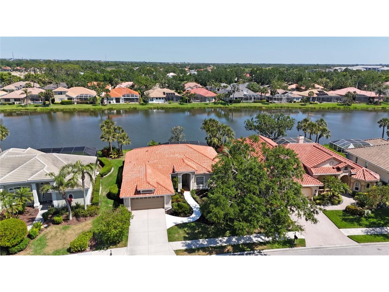 4961 Sabal Lake Circle Sarasota FL 34238 A4647669 image1