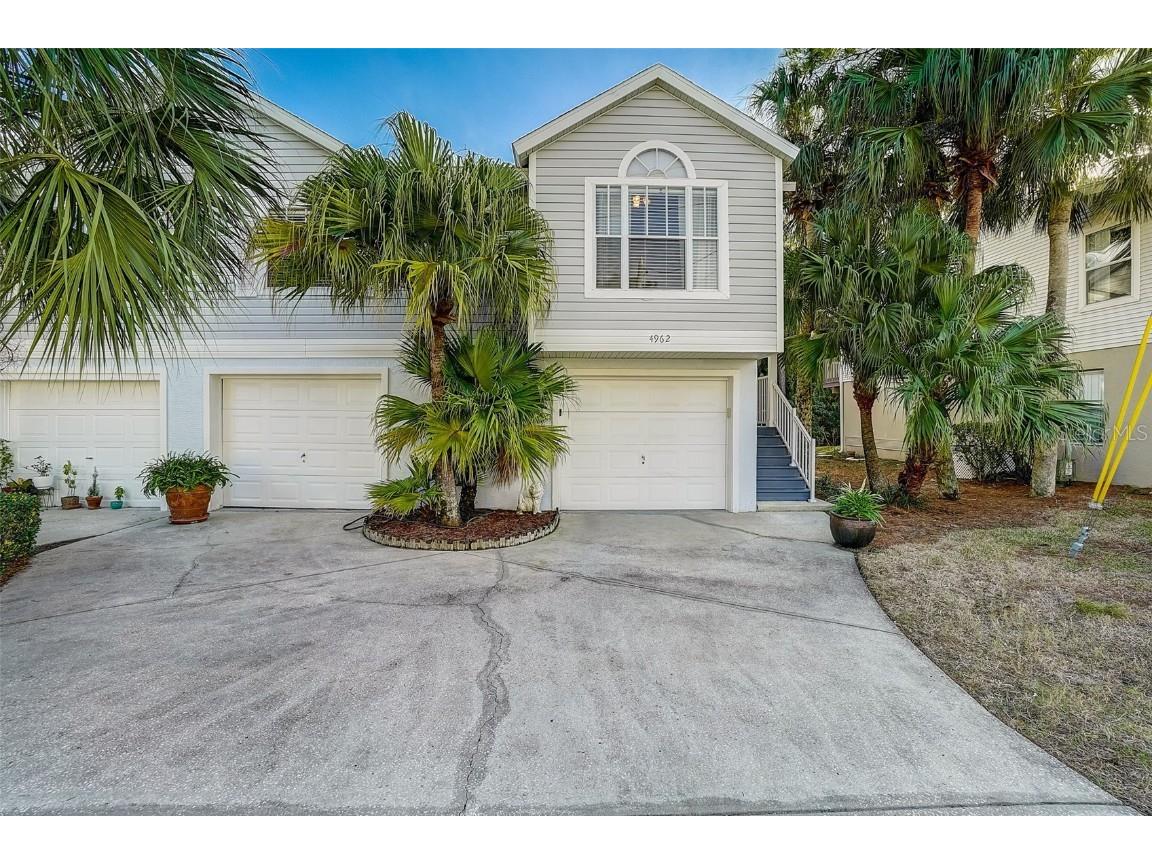 4962 Marina Palms Drive Port Richey FL 34668 U8226870 image1