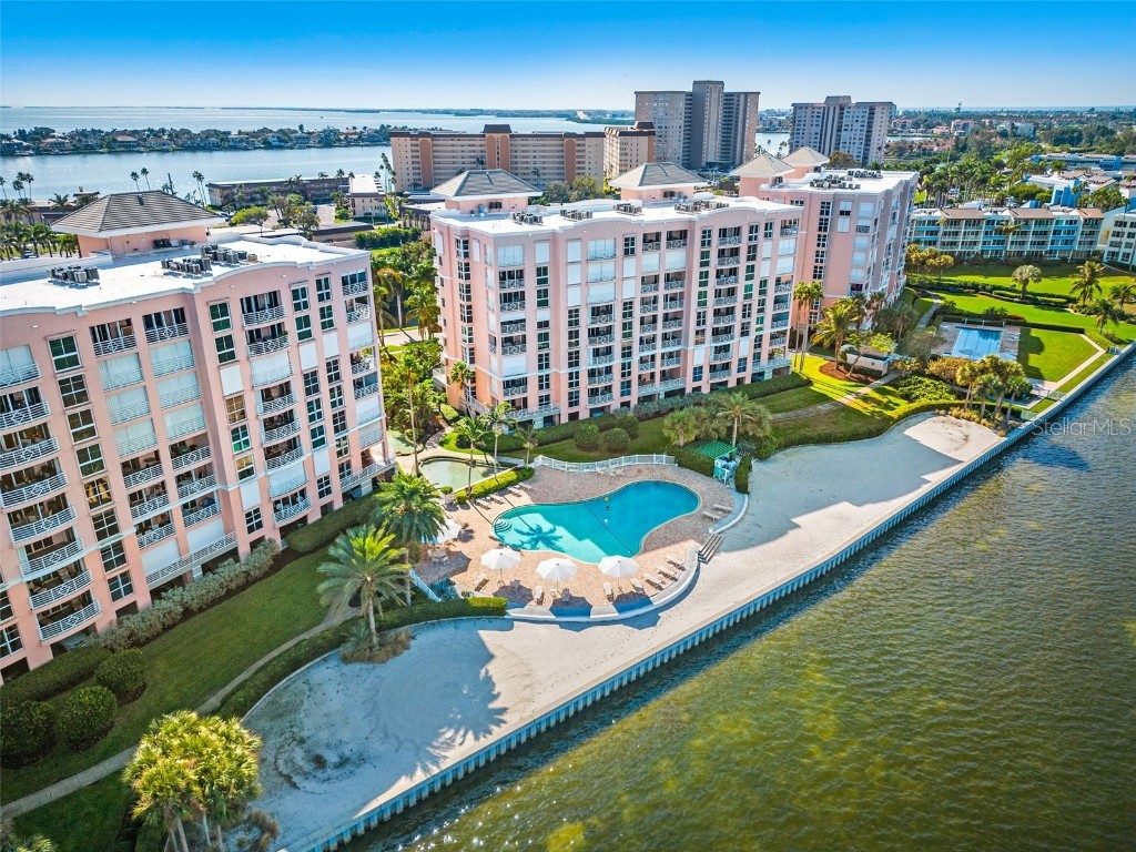 4963 Bacopa Lane S #105 Saint Petersburg FL 33715 U8184947 image1