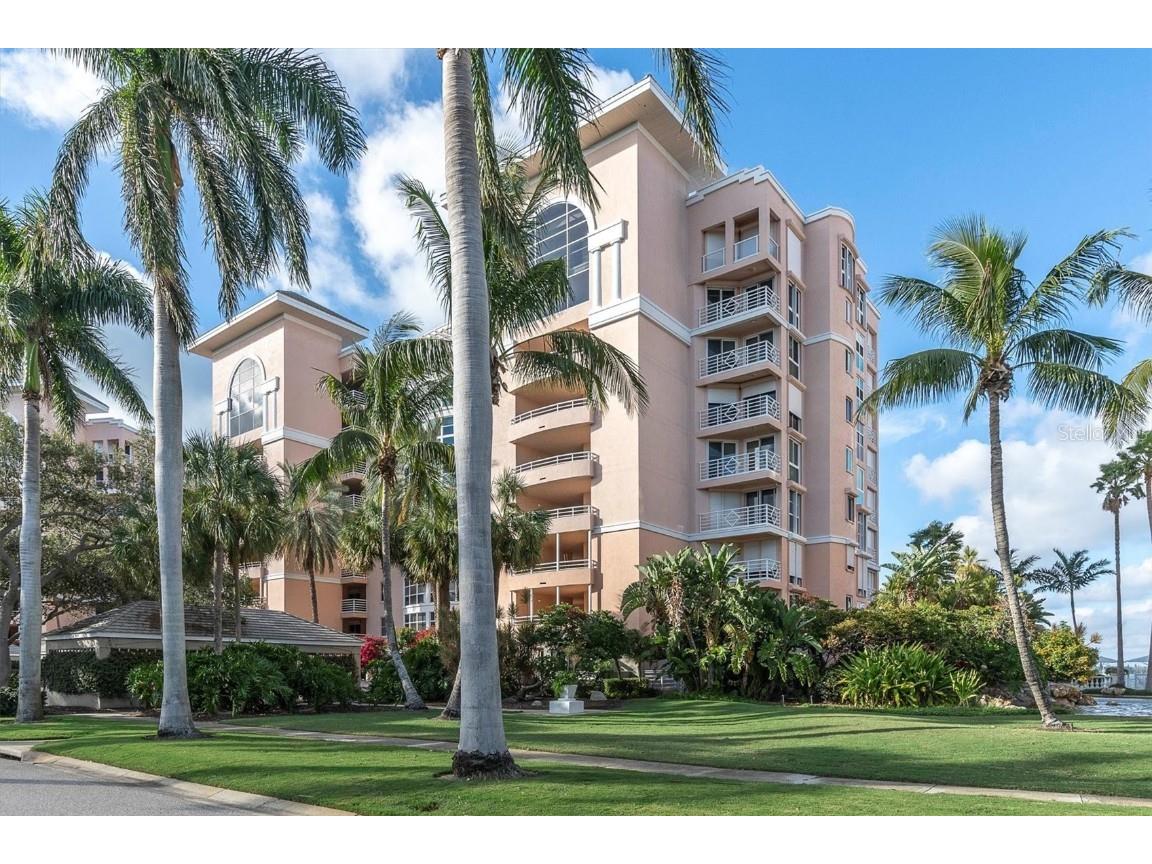4963 Bacopa Lane S #705 Saint Petersburg FL 33715 - BOCA CIEGA BAY U8211847 image1