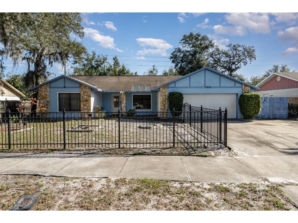 4963 Neponset Avenue Orlando FL 32808 O6257273 image1