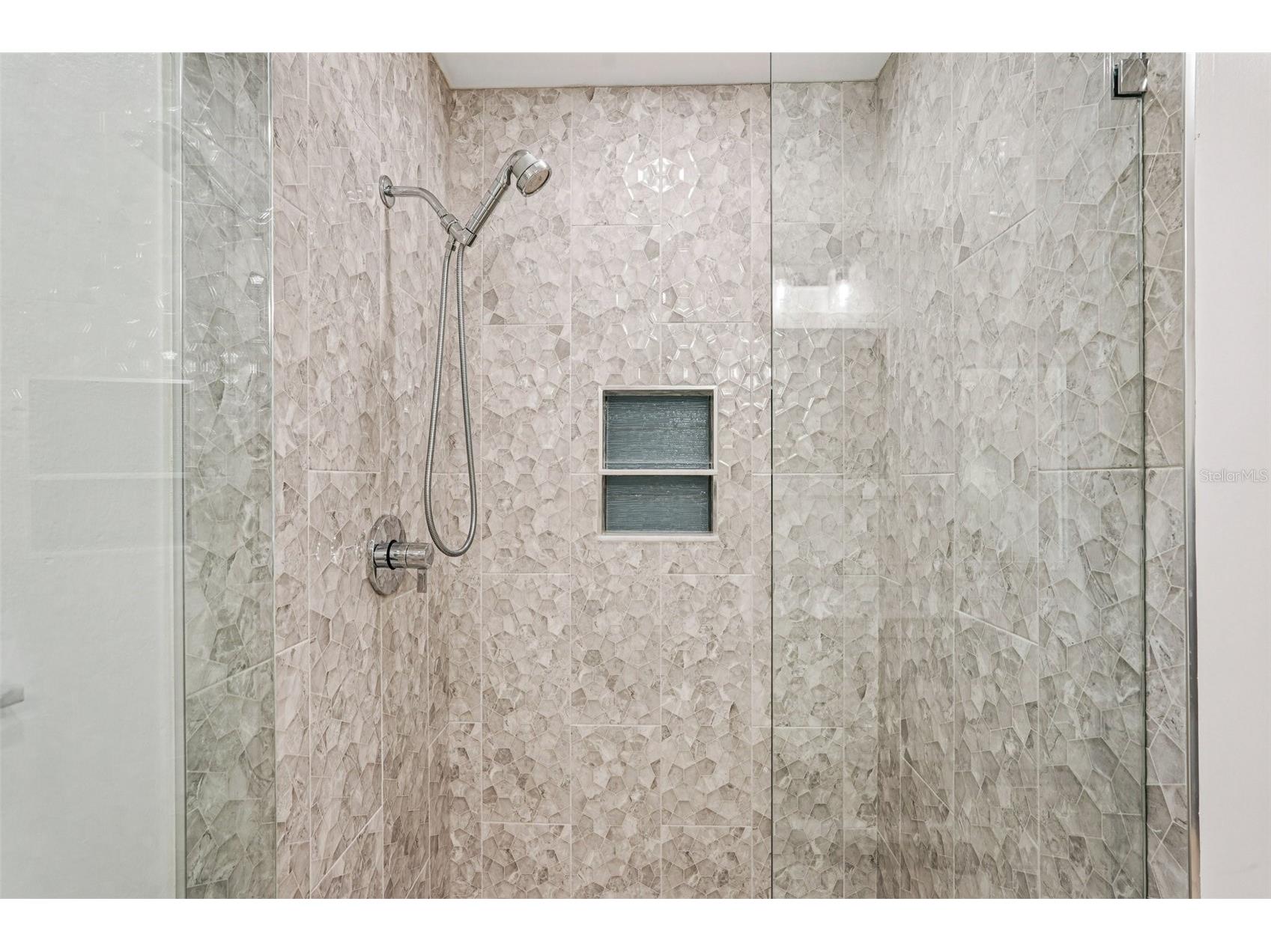 4963 Rutland Gate Sarasota FL 34235 A4674641 image31