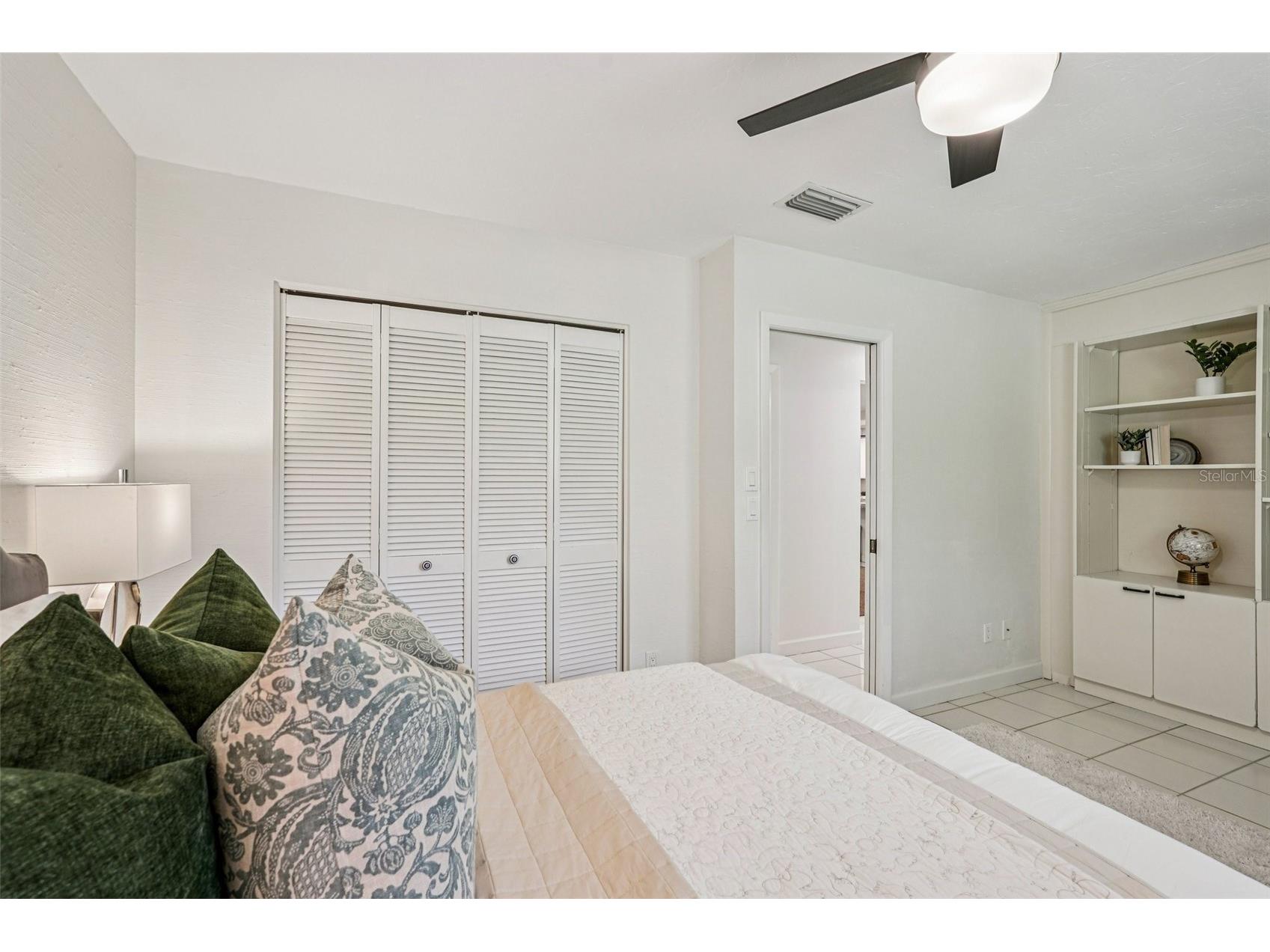 4963 Rutland Gate Sarasota FL 34235 A4674641 image36