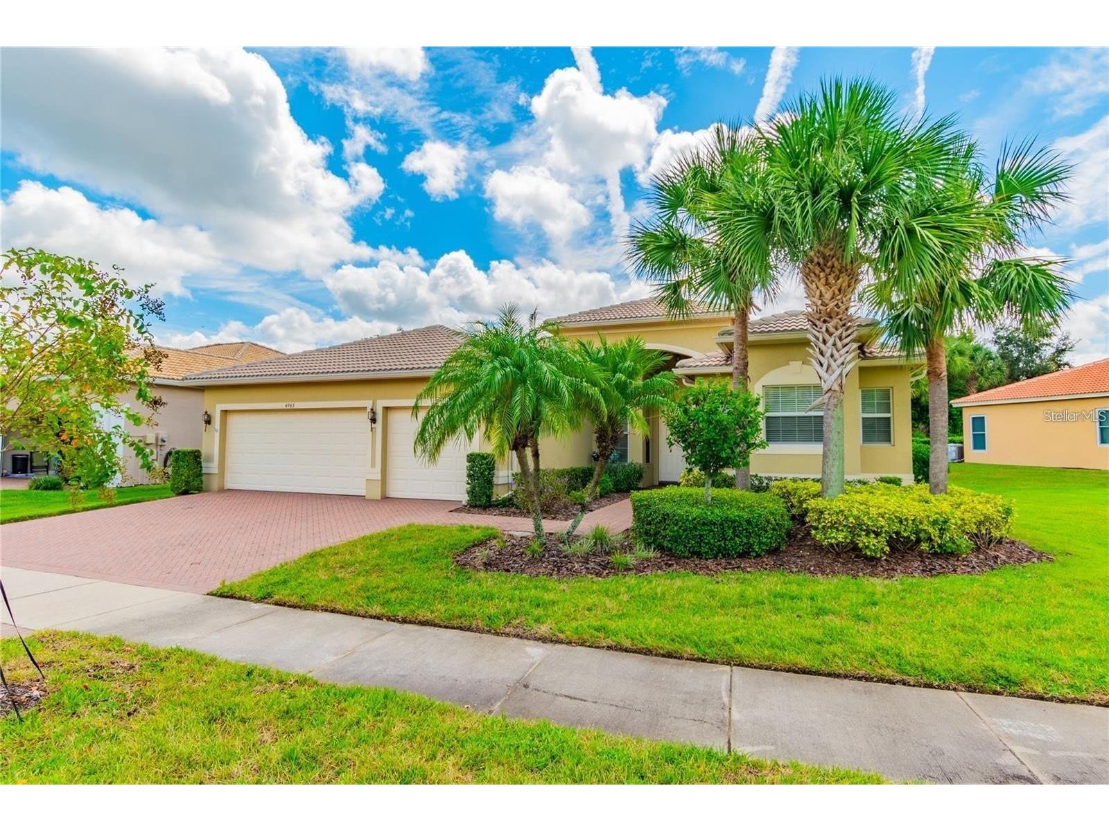 4963 Sapphire Sound Drive Wimauma FL 33598 TB8467039 image1