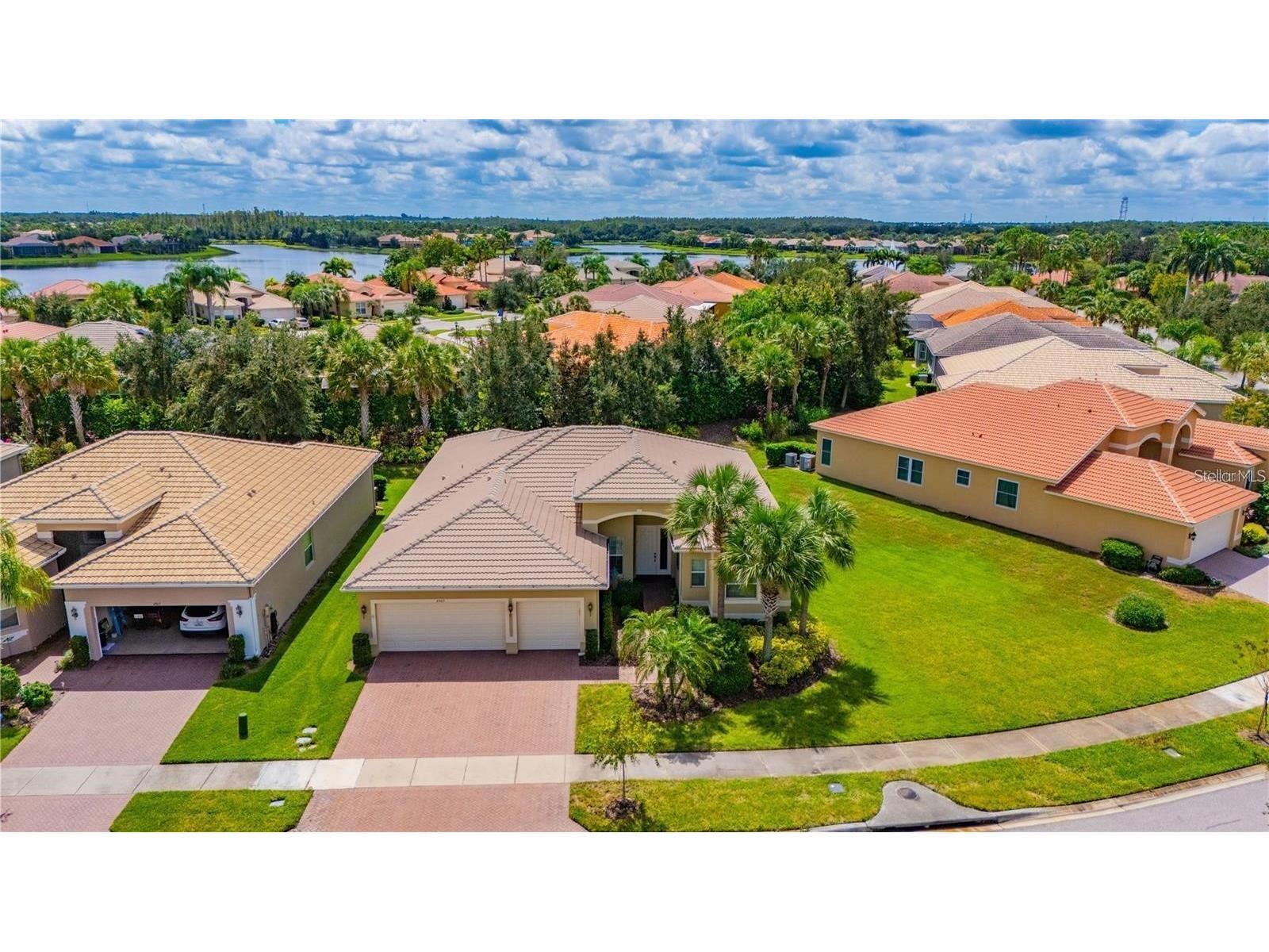 4963 Sapphire Sound Drive Wimauma FL 33598 TB8467039 image2