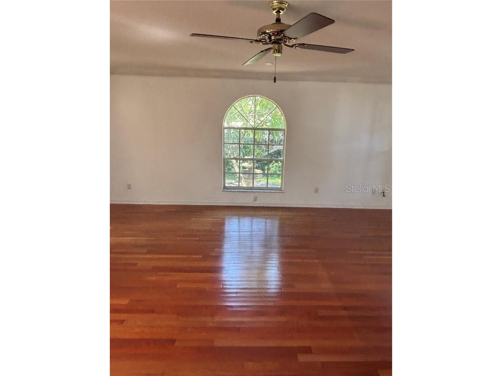 4964 44th Avenue N Saint Petersburg FL 33709 A4660363 image13