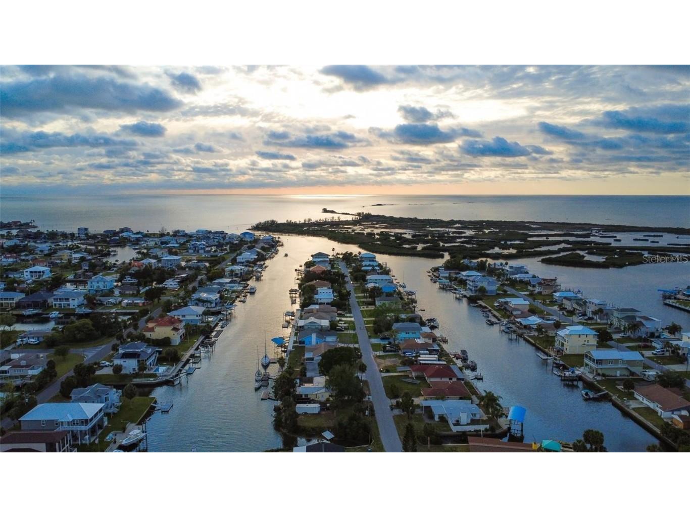 4964 Cedarbrook Lane Hernando Beach FL 34607 W7881819 image1