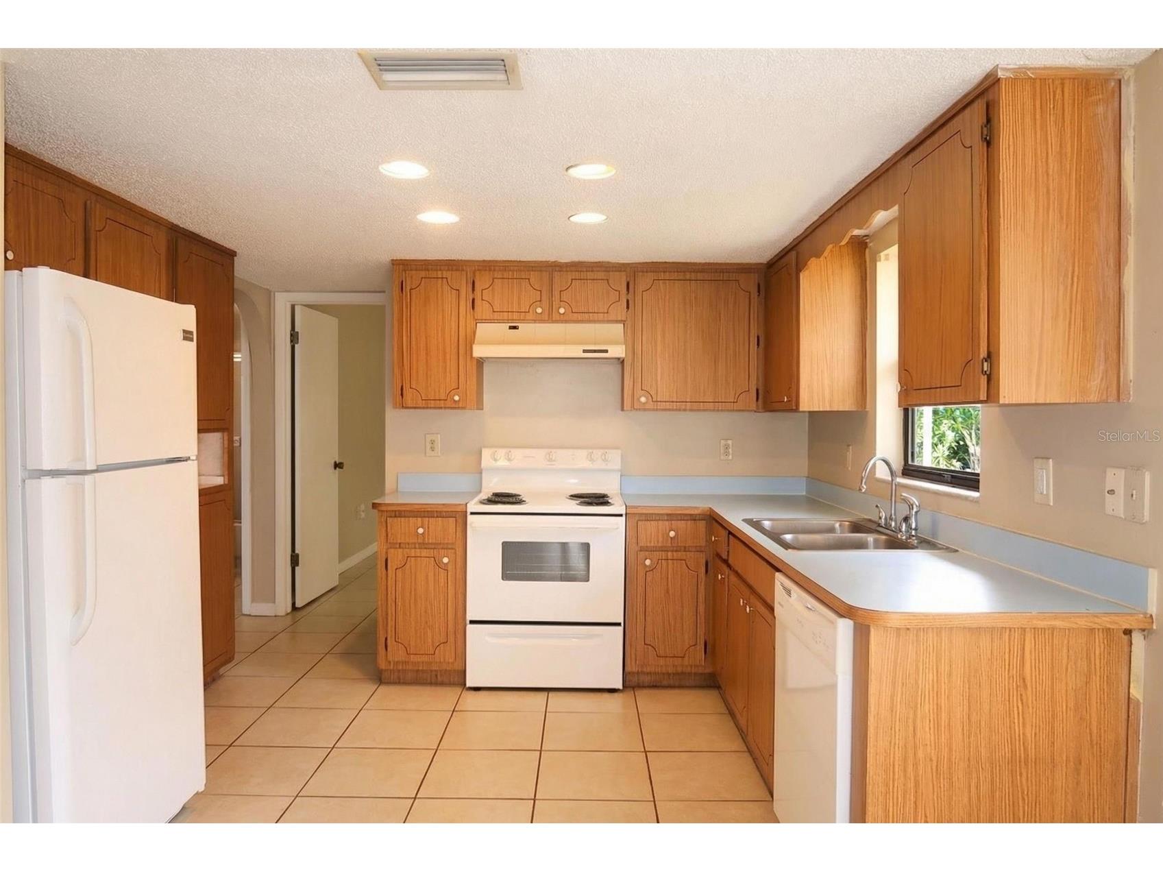 4965 Bobwhite Court Dade City FL 33523 TB8459624 image13